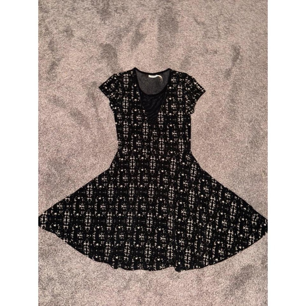 Kimchi Blue by Urban Outfitters Women's Black and White‎ Mini Dress